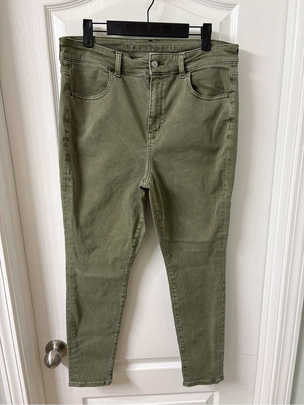 American Eagle Super Hi-Rise Jegging Green Women's 16 Short